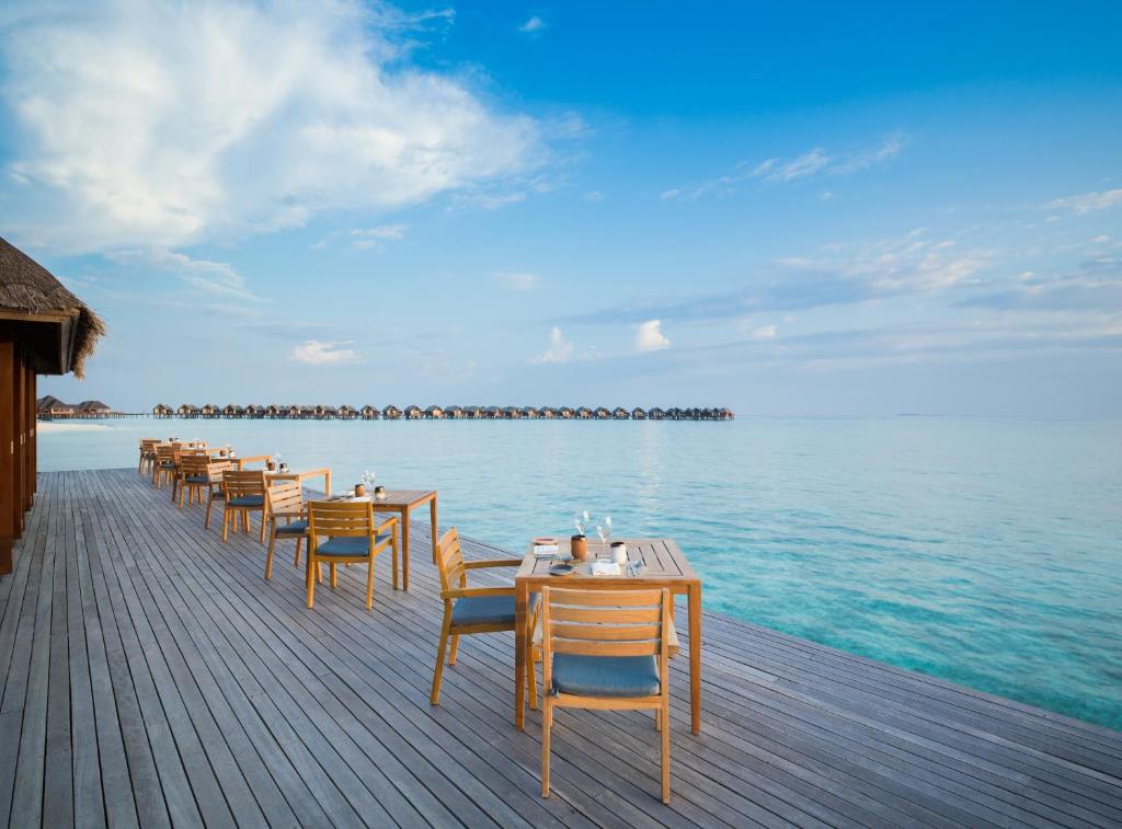 10 Nights Holiday at Heritance Aarah & Caesar Palace Dubai with Ocean Villa