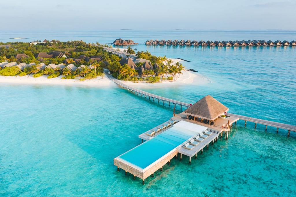 10 Nights Holiday at Heritance Aarah & Caesar Palace Dubai with Ocean Villa