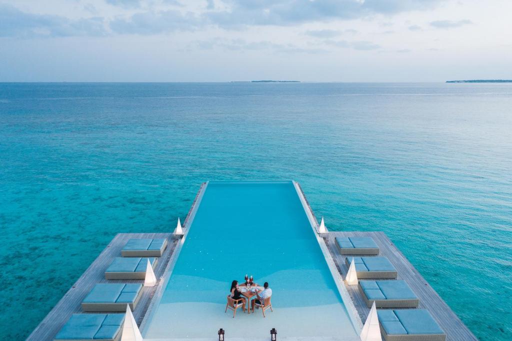 10 Nights Holiday at Heritance Aarah & Caesar Palace Dubai with Ocean Villa