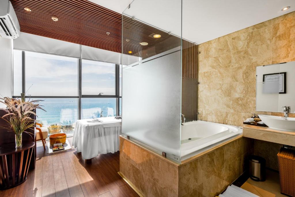 12 Nights • 5-Star Hotels • Lan Ha Bay Cruise • Internal Flights Included, Starting from £ 2099pp