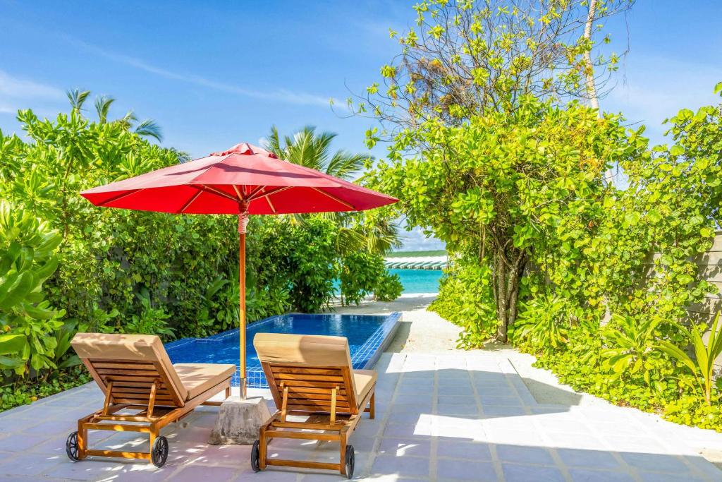 10 Nights of Unmatched Luxury Dubai Elegance Meets Maldivian Paradise Free Upgrade to Lagoon Villa + Pool & SLide with 24 Hour Premium All-Inclusive Benefits Only in £2999/PP