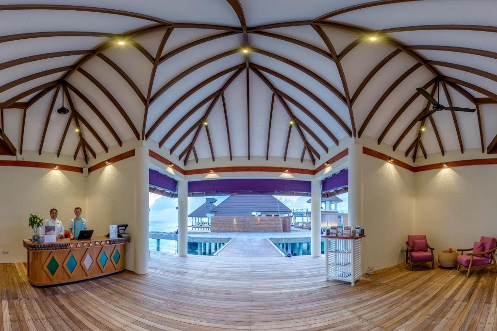 Ignite romance with a 10 Nights Stay at Varu by Atmosphere Water Villa with Pool Maldives and Fairmont Palm Dubai