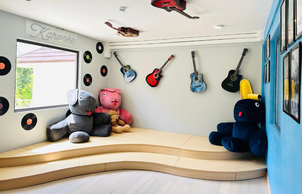 Exclusive Family Deal of Maldives All-Inclusive 07 Nights in Family Two Bedroom unit w/flights & Transfers