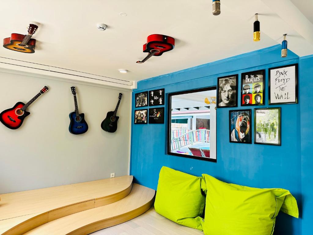 Exclusive Family Deal of Maldives All-Inclusive 07 Nights in Family Two Bedroom unit w/flights & Transfers