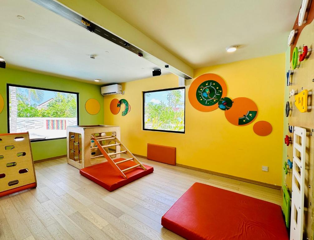 Exclusive Family Deal of Maldives All-Inclusive 07 Nights in Family Two Bedroom unit w/flights & Transfers