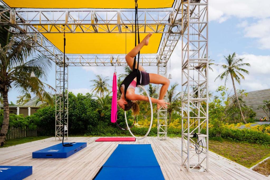 40% Off 09 Nights Hard Rock Hotel Maldives || Platinum Overwater Villa