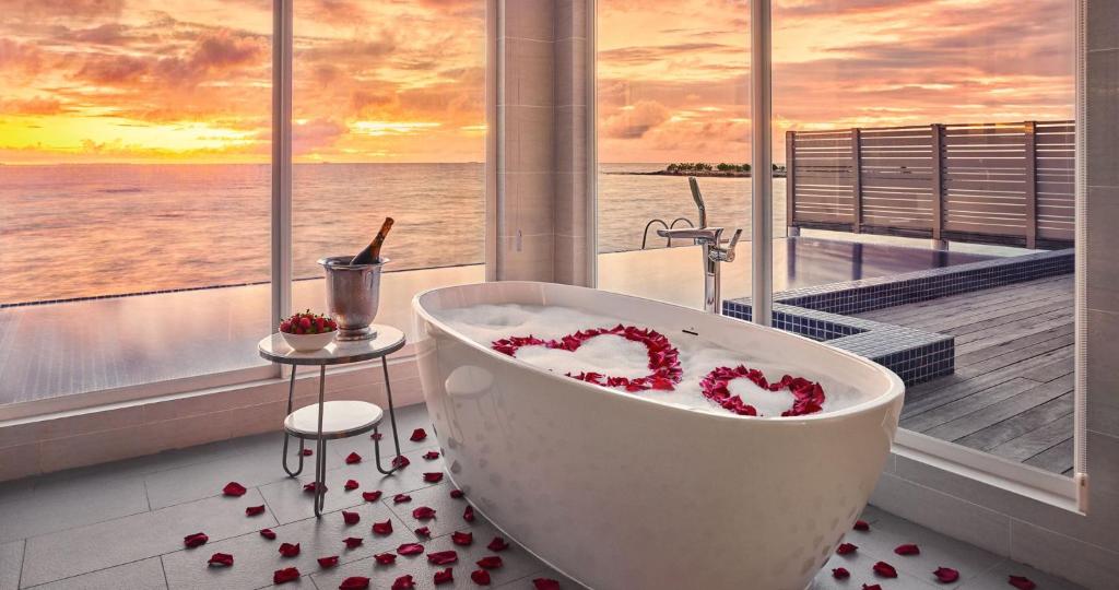 THE ULTIMATE MALDIVES FAMILY HOLIDAY 7 Nights in 5★ Kandima Maldives FROM ONLY £5,799 PER FAMILY