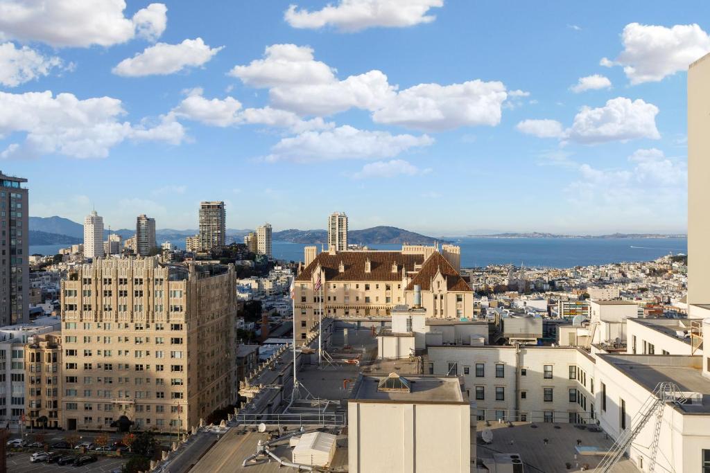 Triple Destination Holiday Deal Las Vegas + San Francisco + Los Angeles