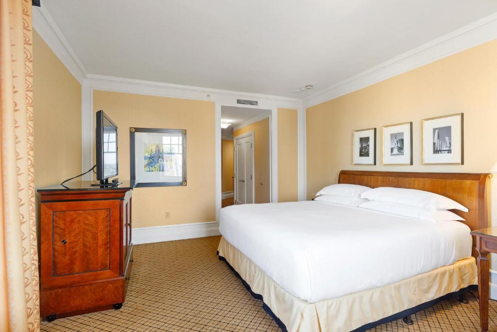 Triple Destination Holiday Deal Las Vegas + San Francisco + Los Angeles