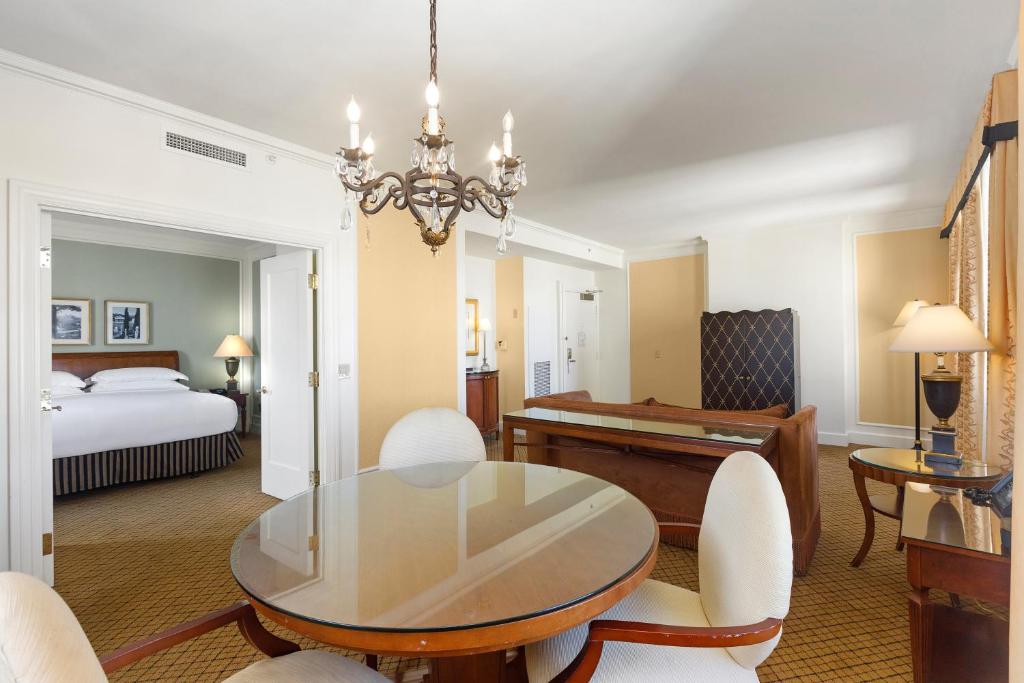 Triple Destination Holiday Deal Las Vegas + San Francisco + Los Angeles
