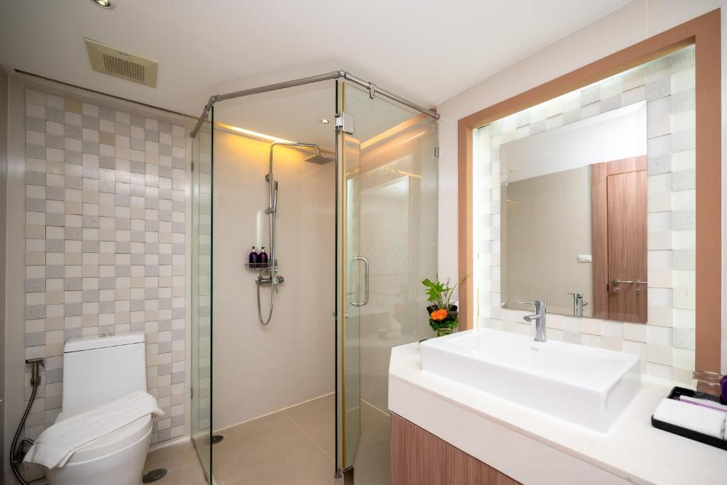 12 Night Thailand Adventure Pattaya, Koh Samet & Bangkok price starting from £1,299/PP