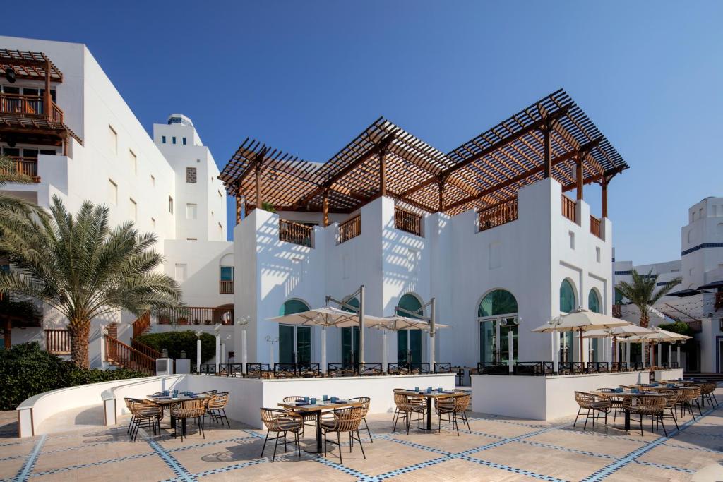 11 Nights Holiday at Dubai, Phuket and Krabi with Breakfast, Starting from £1499 pp