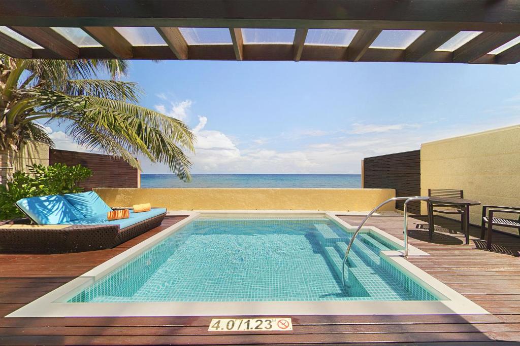 5 Nights Holiday Break at the Mystic Sheraton Maldives Resort