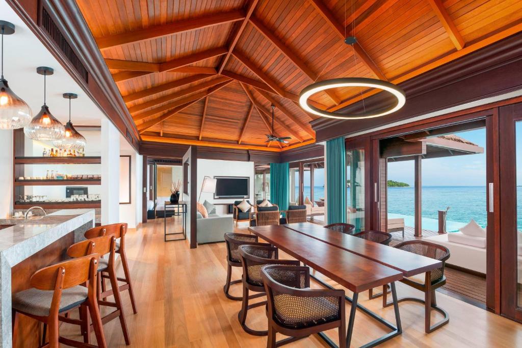 5 Nights Holiday Break at the Mystic Sheraton Maldives Resort