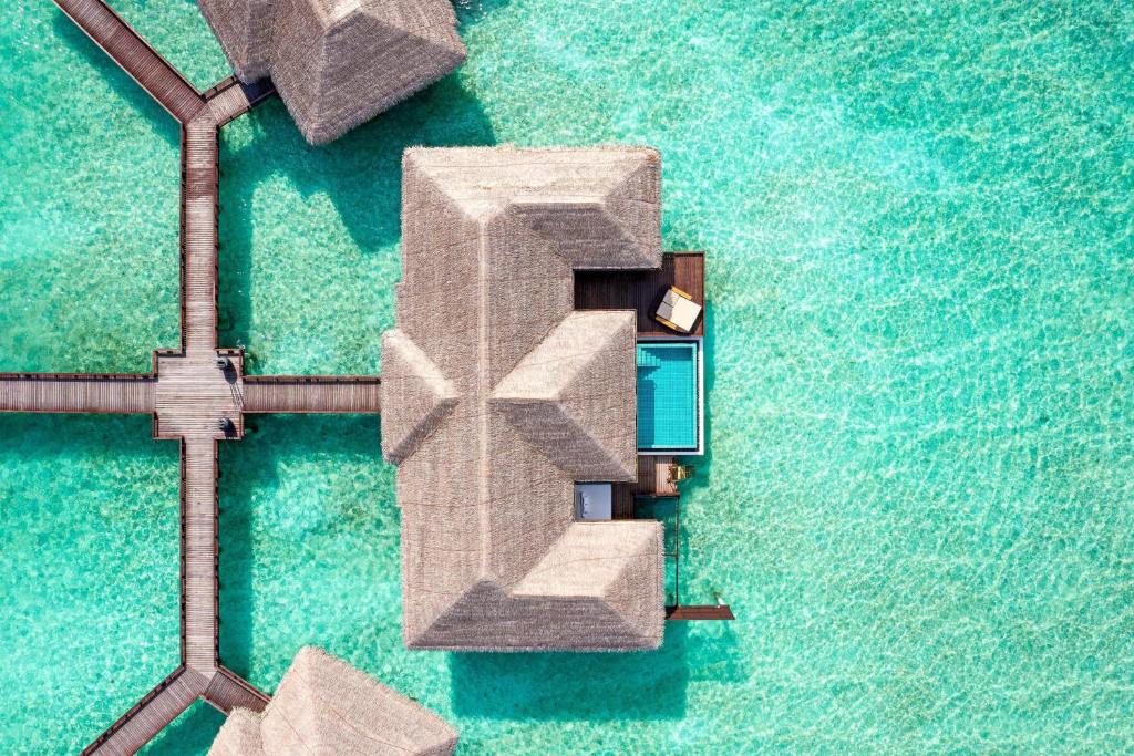5 Nights Holiday Break at the Mystic Sheraton Maldives Resort
