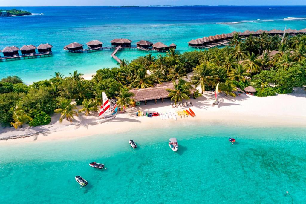 5 Nights Holiday Break at the Mystic Sheraton Maldives Resort