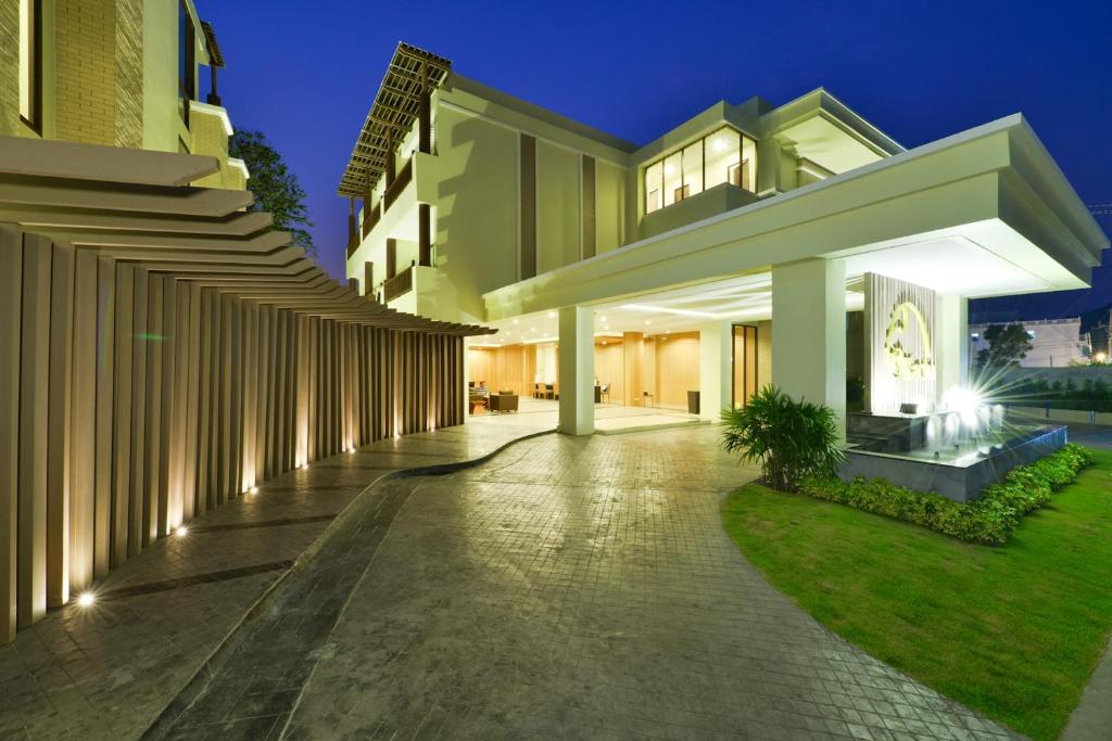 10 nights Island Hopping Thailand’s Best-Kept Secrets Revealed! “Koh Chang, Koh Khood, Koh Mask,