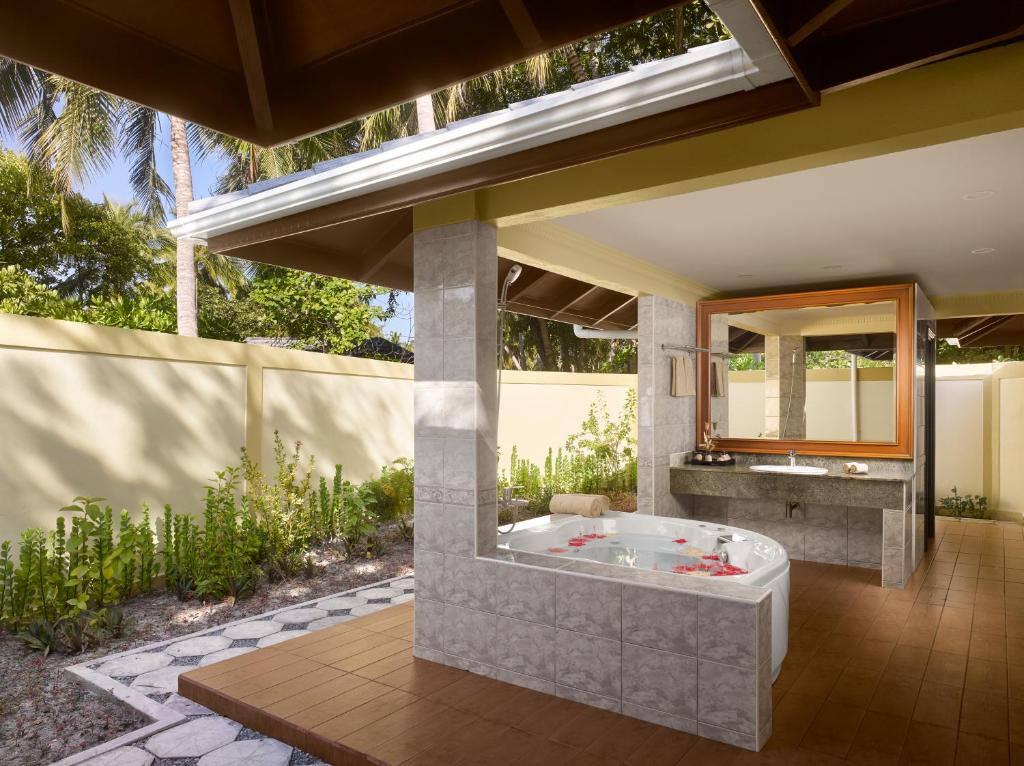 Maldives Beach Villa Escape– 07 Nights All-Inclusive at Royal Island Resort And Spa from£1,749 pp