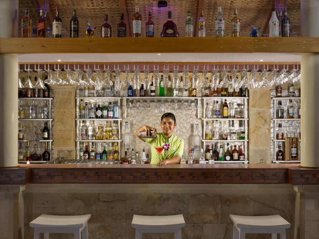 Maldives Beach Villa Escape– 07 Nights All-Inclusive at Royal Island Resort And Spa from£1,749 pp