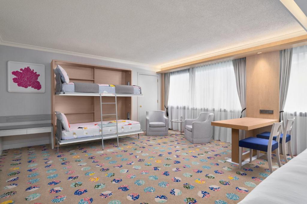 “10 Nights of Cultural Adventure in Kuala Lumpur, Singapore, and Bali”