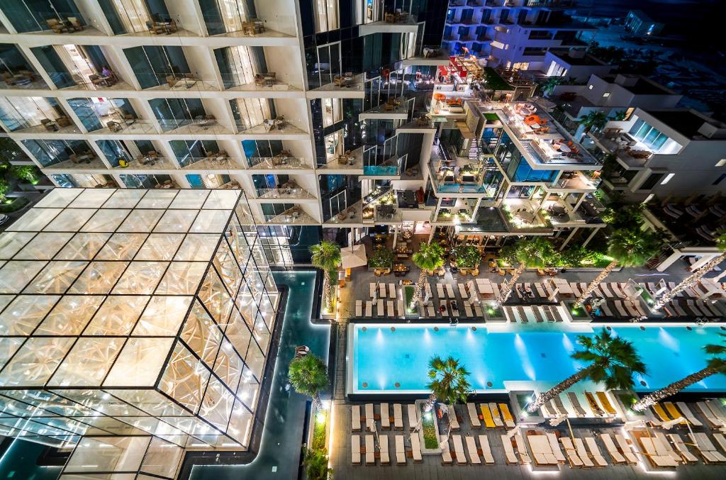 03 Nights Holiday at Five Palm Jumeirah with Half Board