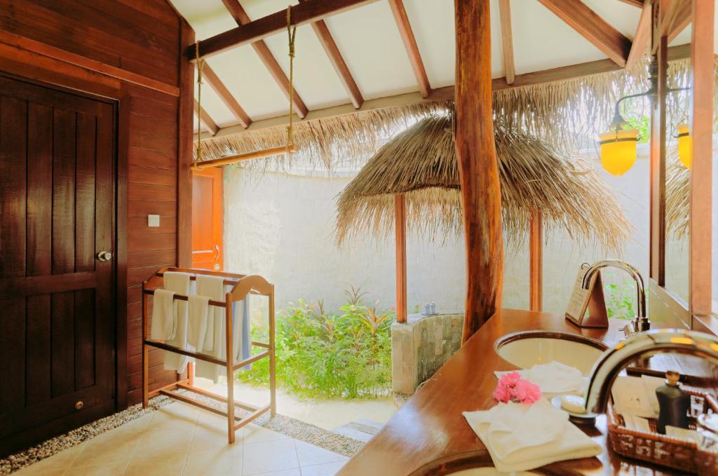“07 Nights Holiday in Medhufushi Island Resort with Beach villa & Water villa” Starting From £1999pp