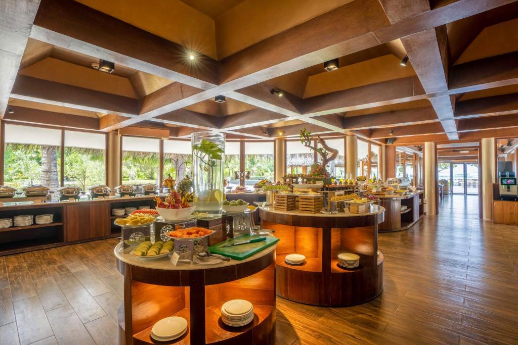 Dream Maldives Getaway: 7 Nights Adaaran Select Hudhuranfushi All Inclusive Premium Combined Return Speedboat Transfer included Price starting from £1,599pp