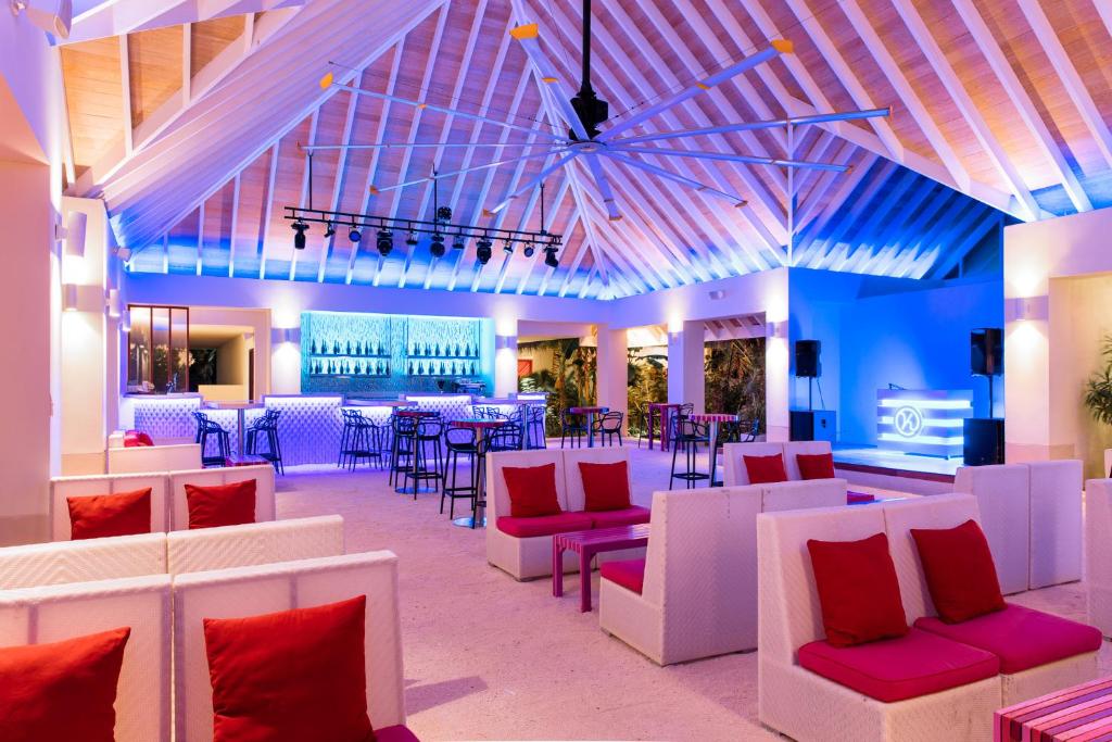 THE ULTIMATE MALDIVES FAMILY HOLIDAY 7 Nights in 5★ Kandima Maldives FROM ONLY £5,799 PER FAMILY