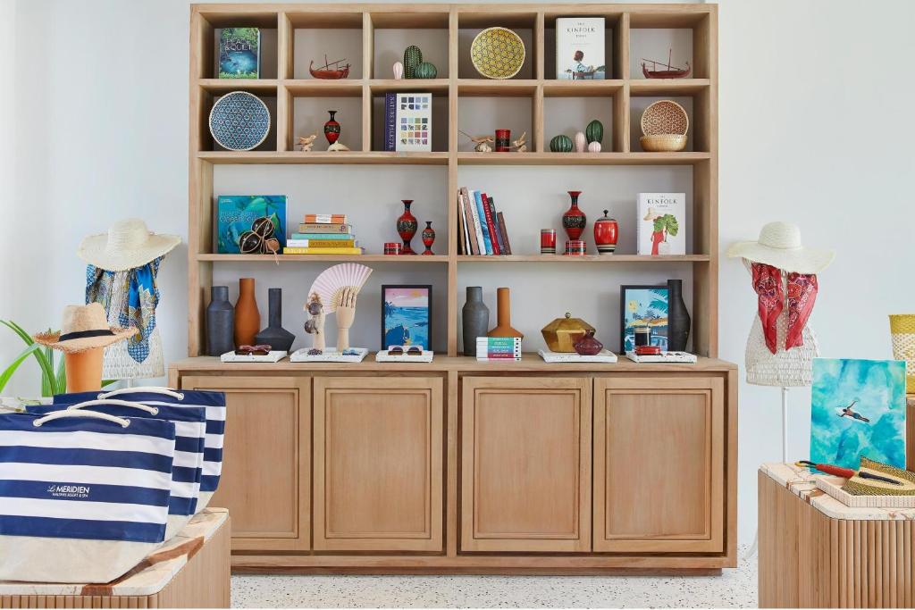 7 Nights Holiday Deal: New Winter Offer of Le Meridien Maldives with Lagoon Villa (All Inclusive Meal Plan)£3199/PP only