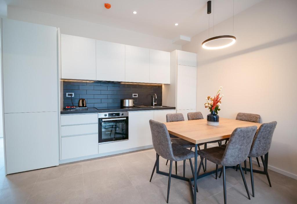 09 Nights of 3 Capitals. 1 Epic Holiday. Just £849pp