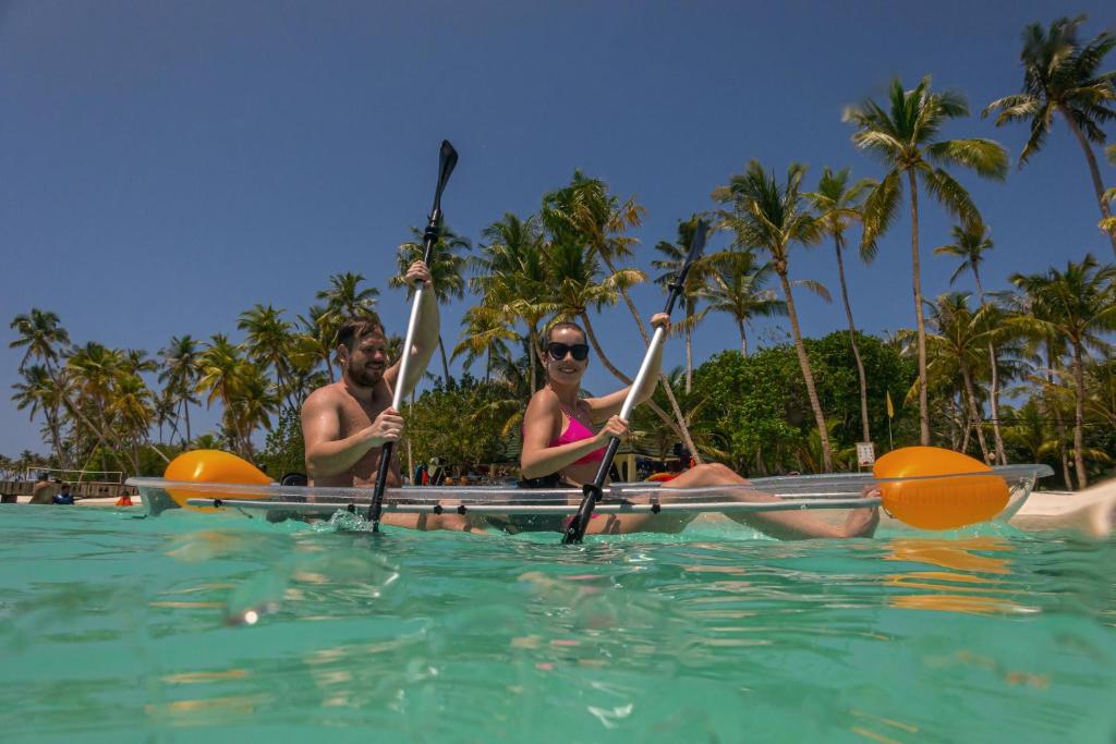 10 Nights of Unmatched Luxury Dubai Elegance Meets Maldivian Paradise Free Upgrade to Lagoon Villa + Pool & SLide with 24 Hour Premium All-Inclusive Benefits Only in £2999/PP