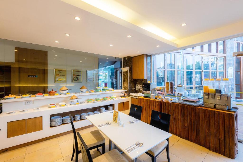 14 Nights Japan + Bangkok + Pattaya Price starting FROM £1,599pp