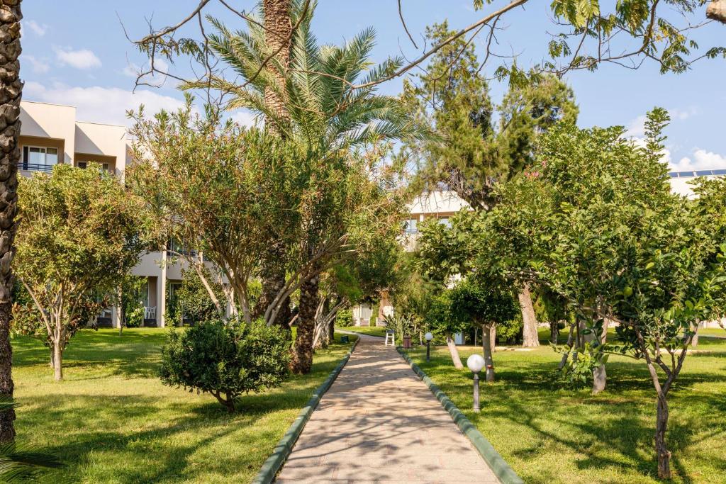 07 Nights Holiday of fun, Thrill & Adventure at Labranda Alantur Resort Antalya with Flight & Transfers