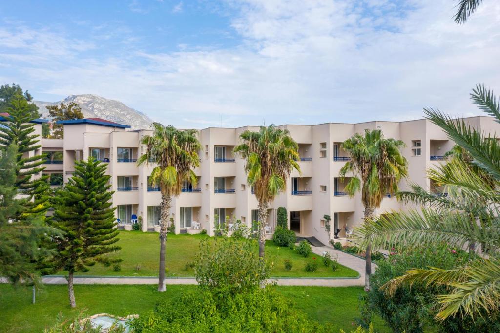 07 Nights Holiday of fun, Thrill & Adventure at Labranda Alantur Resort Antalya with Flight & Transfers