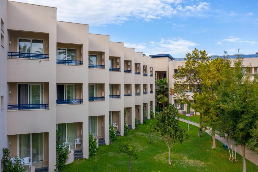 07 Nights Holiday of fun, Thrill & Adventure at Labranda Alantur Resort Antalya with Flight & Transfers