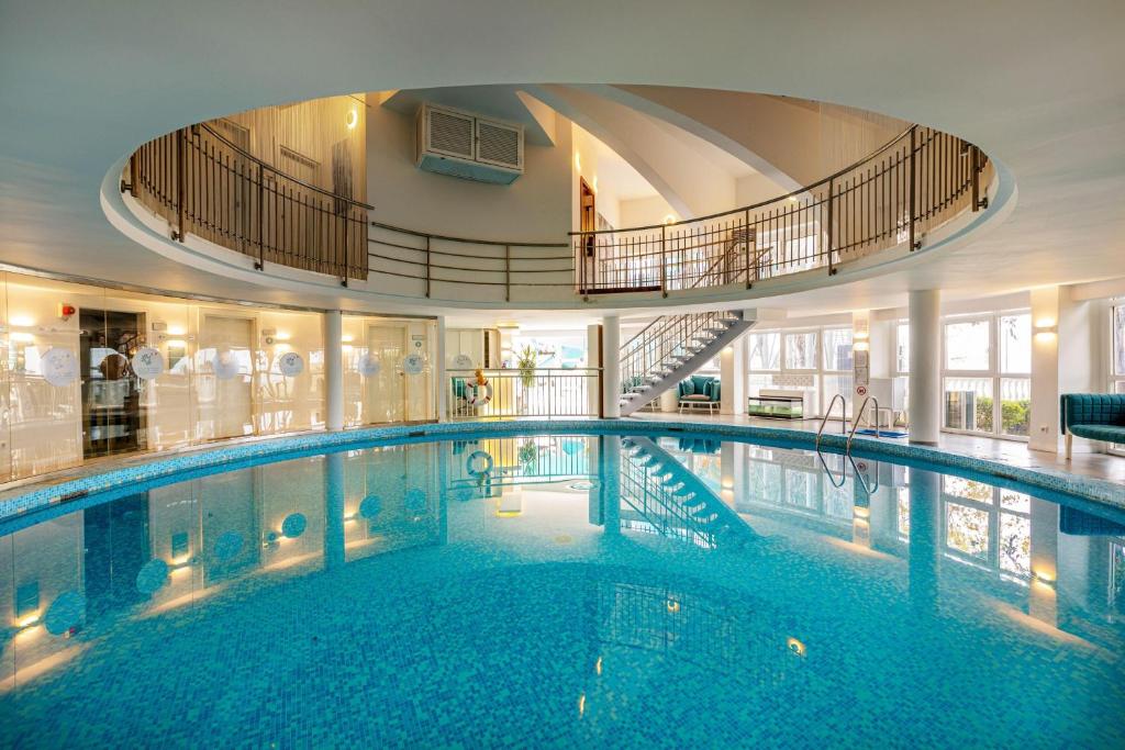 07 Nights Holiday of fun, Thrill & Adventure at Labranda Alantur Resort Antalya with Flight & Transfers