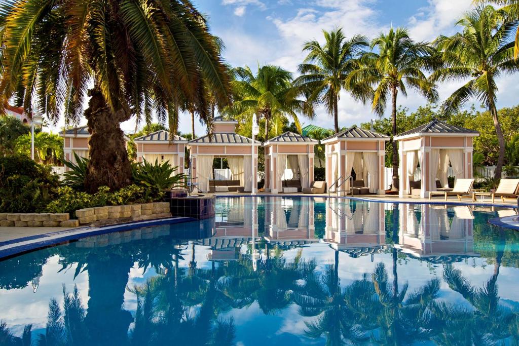 14 Nights Asia Getaway Adventure Explore Singapore, Hanoi, Siem Reap & Koh Samui! Luxury Resorts + Flights + Transfers Included From Only £2299/PP