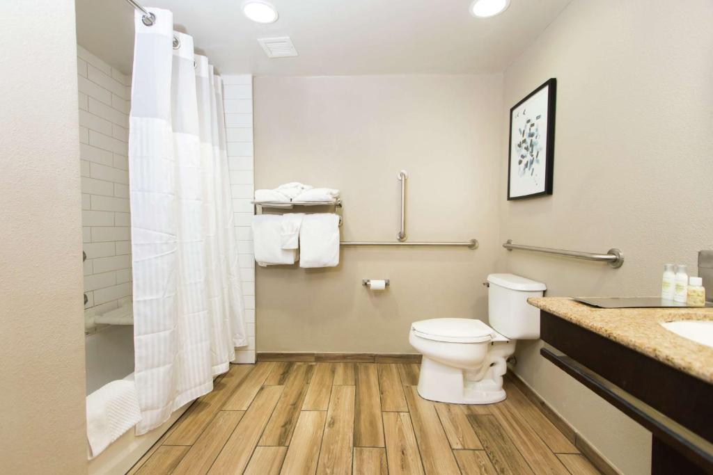 11 Nights USA Adventure Explore Orlando, Miami & Key West like never before 5-Star Resorts + Transfers Included Only £1749/PP