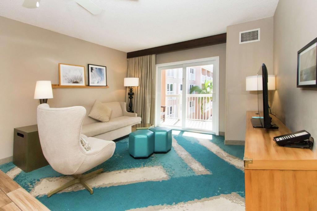 11 Nights USA Adventure Explore Orlando, Miami & Key West like never before 5-Star Resorts + Transfers Included Only £1749/PP