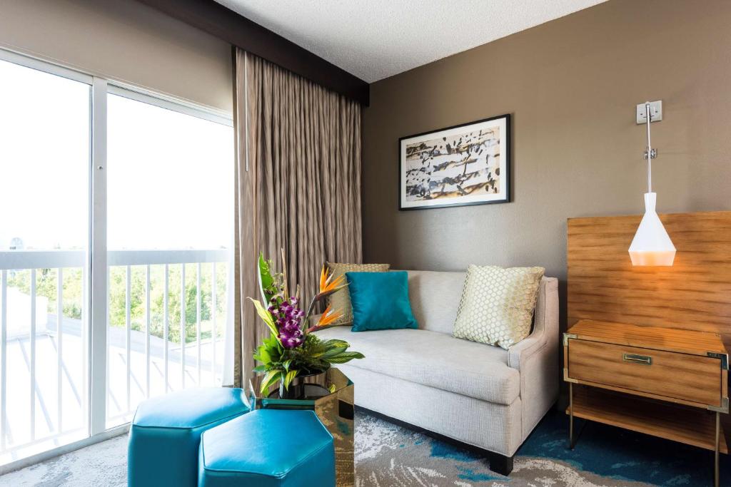 11 Nights USA Adventure Explore Orlando, Miami & Key West like never before 5-Star Resorts + Transfers Included Only £1749/PP