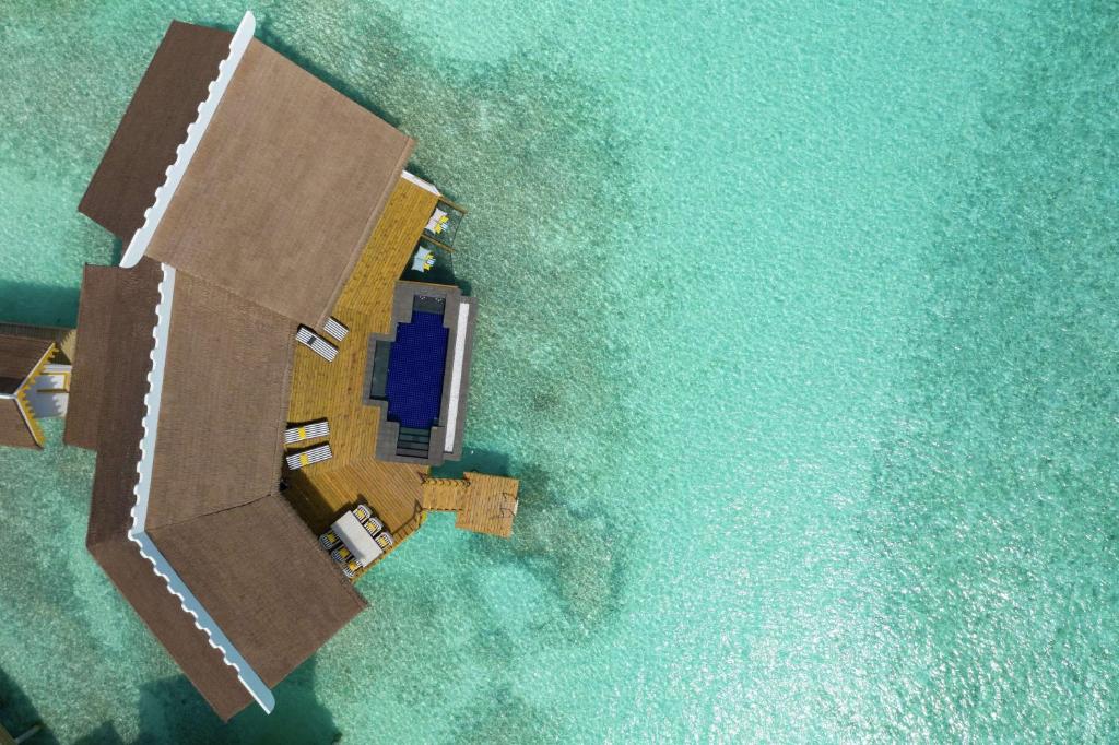 09 Nights Holiday Deal at Saii Lagoon Maldives with Sky room
