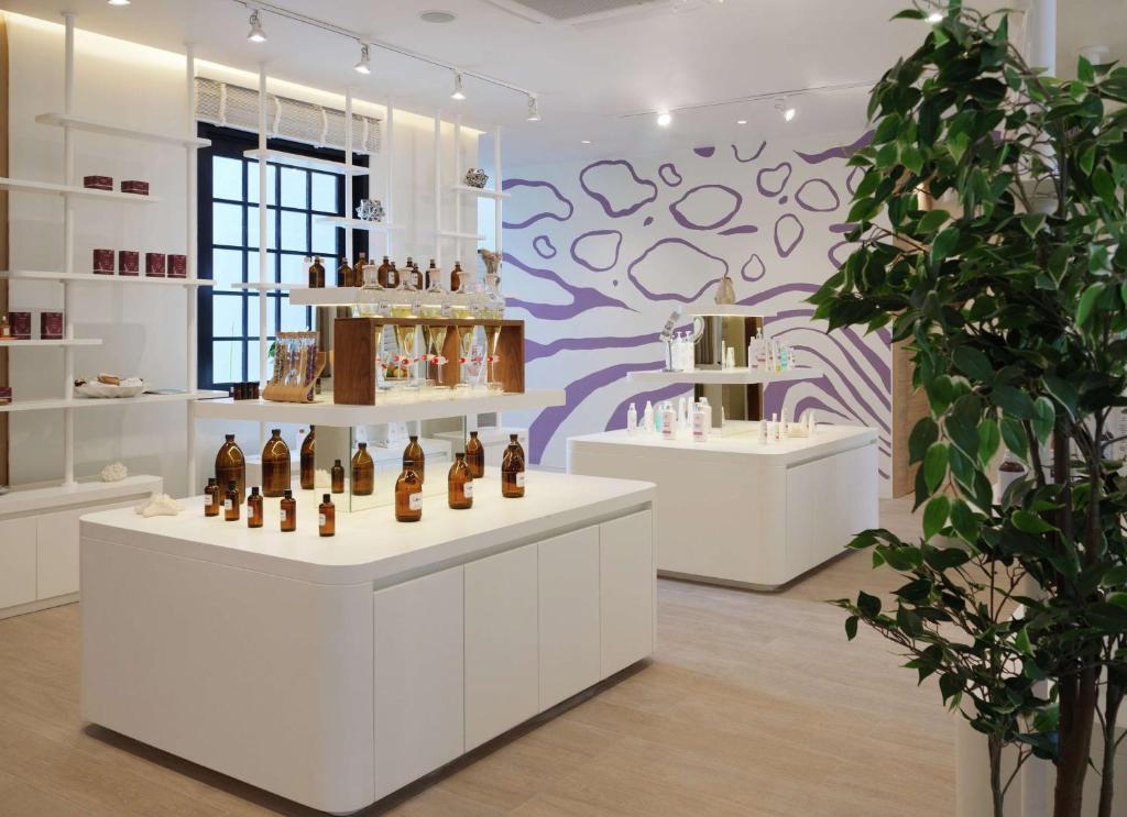 09 Nights Holiday Deal at Saii Lagoon Maldives with Sky room