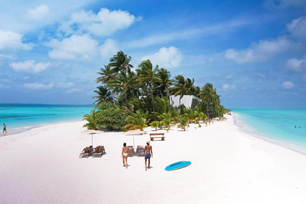 Exclusive 10 Nights Dubai + All-Inclusive Maldives Summer 2026 price starting from £1899pp