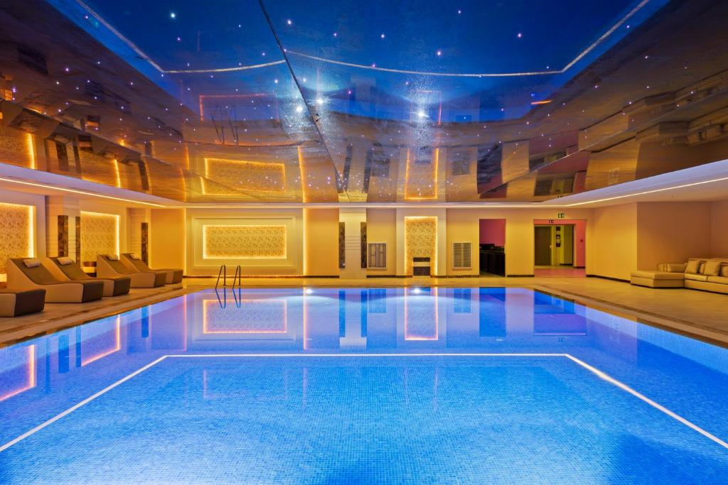 Be an Early Valentine’s Day saver with 07 Nights Getaway to Marrakech & Agadir!