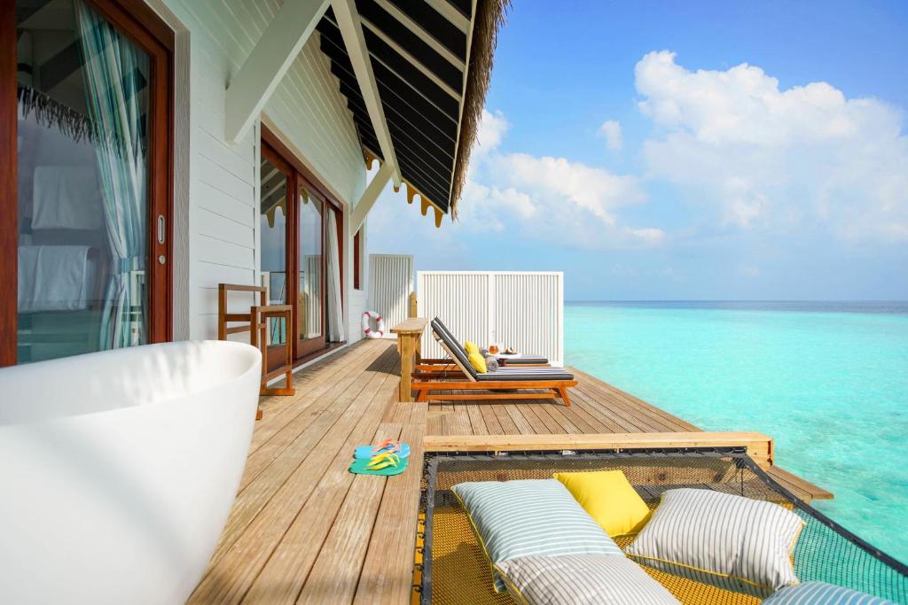 09 Nights Holiday Deal at Saii Lagoon Maldives with Sky room