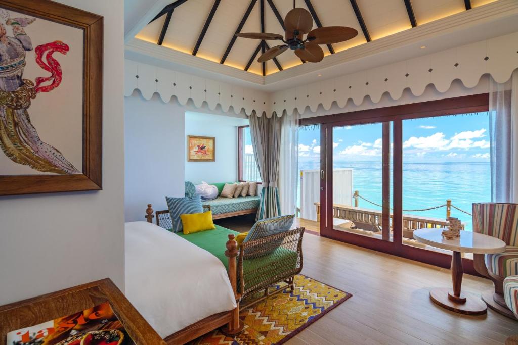 09 Nights Holiday Deal at Saii Lagoon Maldives with Sky room