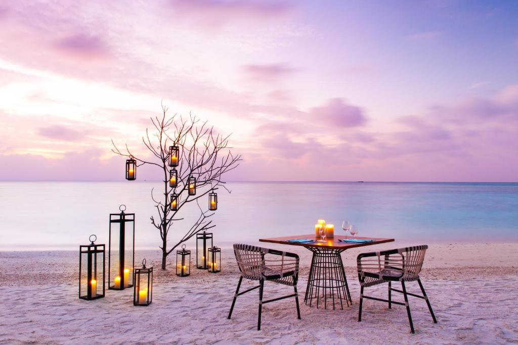 THE ULTIMATE MALDIVES FAMILY HOLIDAY 7 Nights in 5★ Kandima Maldives FROM ONLY £5,799 PER FAMILY