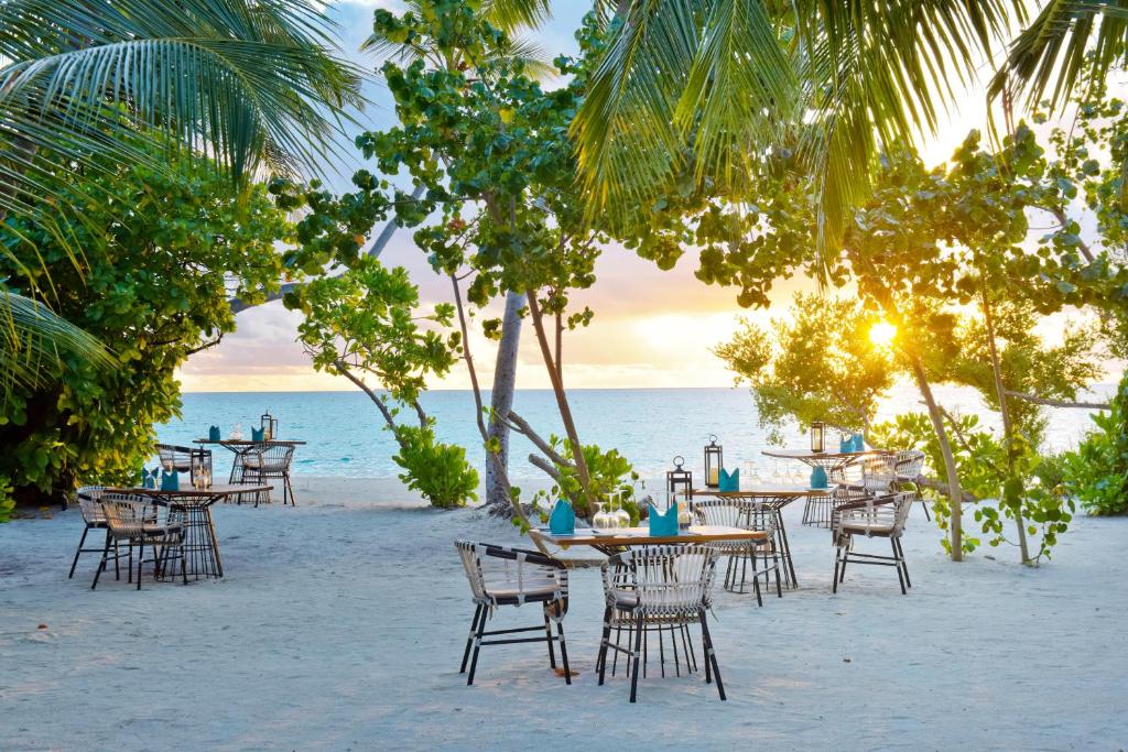THE ULTIMATE MALDIVES FAMILY HOLIDAY 7 Nights in 5★ Kandima Maldives FROM ONLY £5,799 PER FAMILY