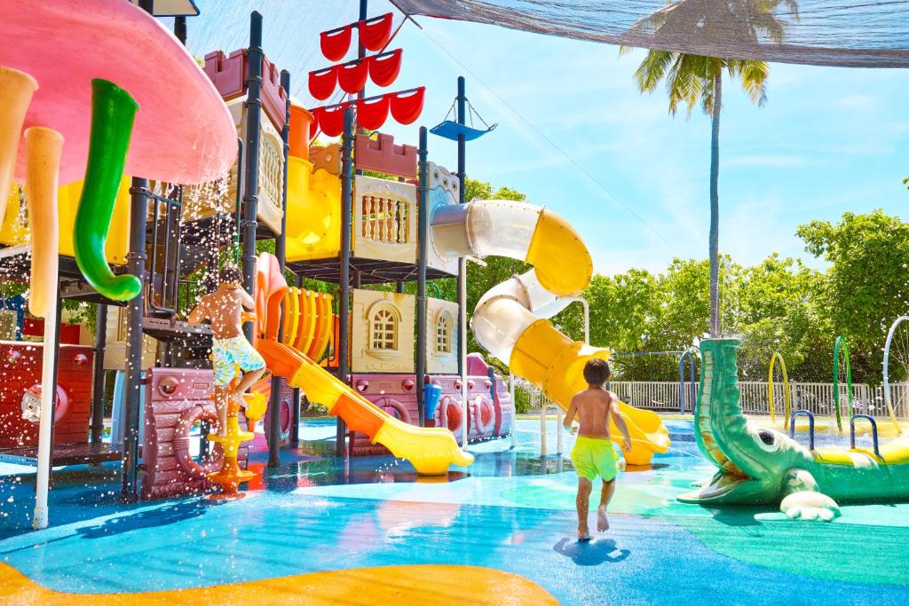 THE ULTIMATE MALDIVES FAMILY HOLIDAY 7 Nights in 5★ Kandima Maldives FROM ONLY £5,799 PER FAMILY