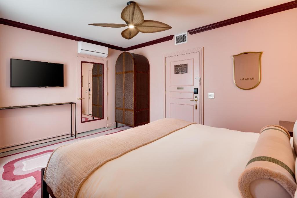 3 Cities. 12 Nights. One Epic American Adventure – Miami, New York & Orlando price starting from £1,799/pp